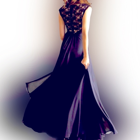 MORI LEE PROM/BRIDESMAID GOWN 693 Size 6 - Picture 2 of 10